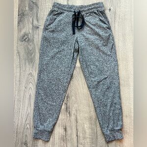 Zella Heathered Black and Gray Jogger Pants